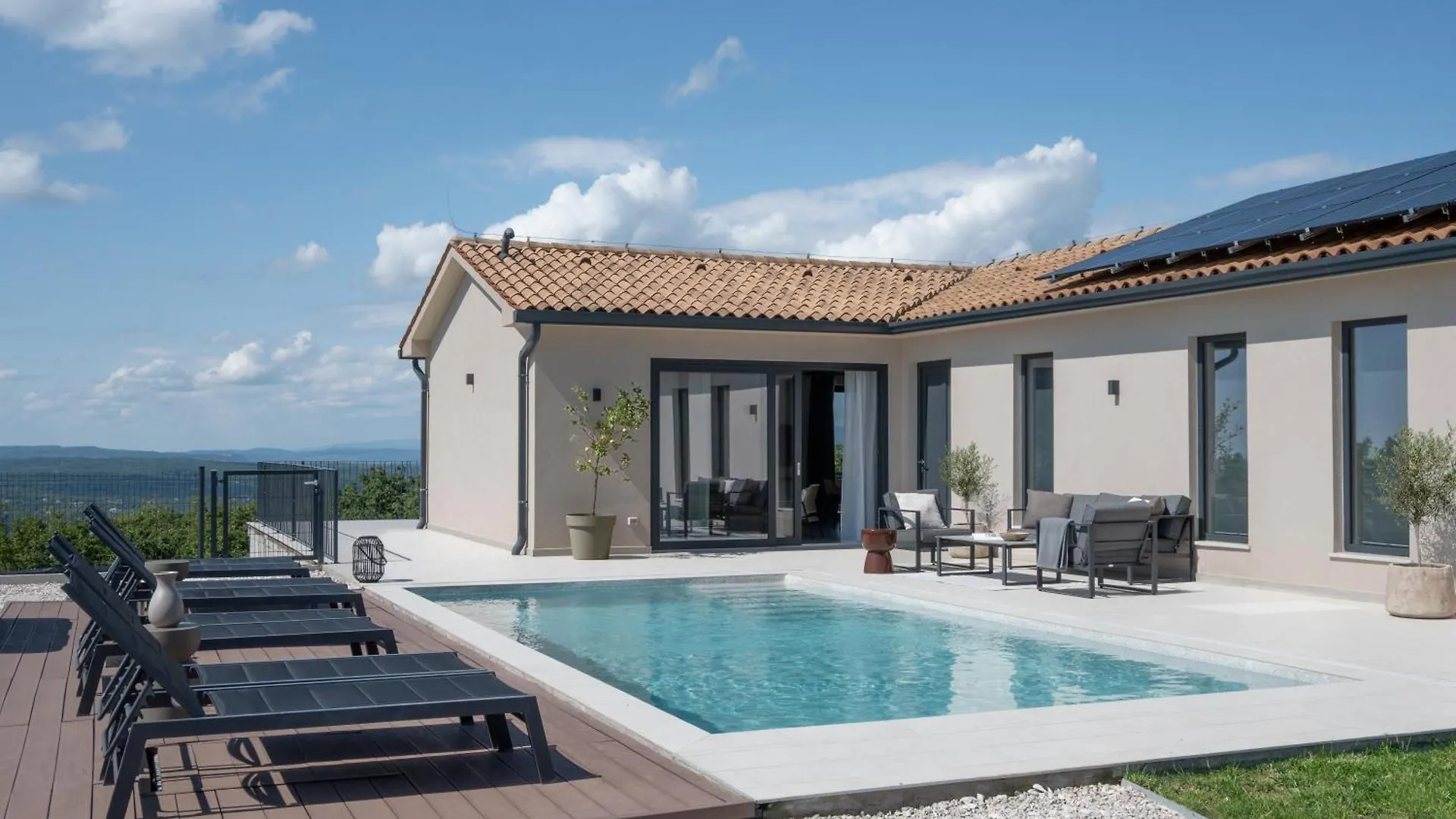 Villa Tonka With Jacuzzi Sauna And Private Pool Labin   Labin (Istria)